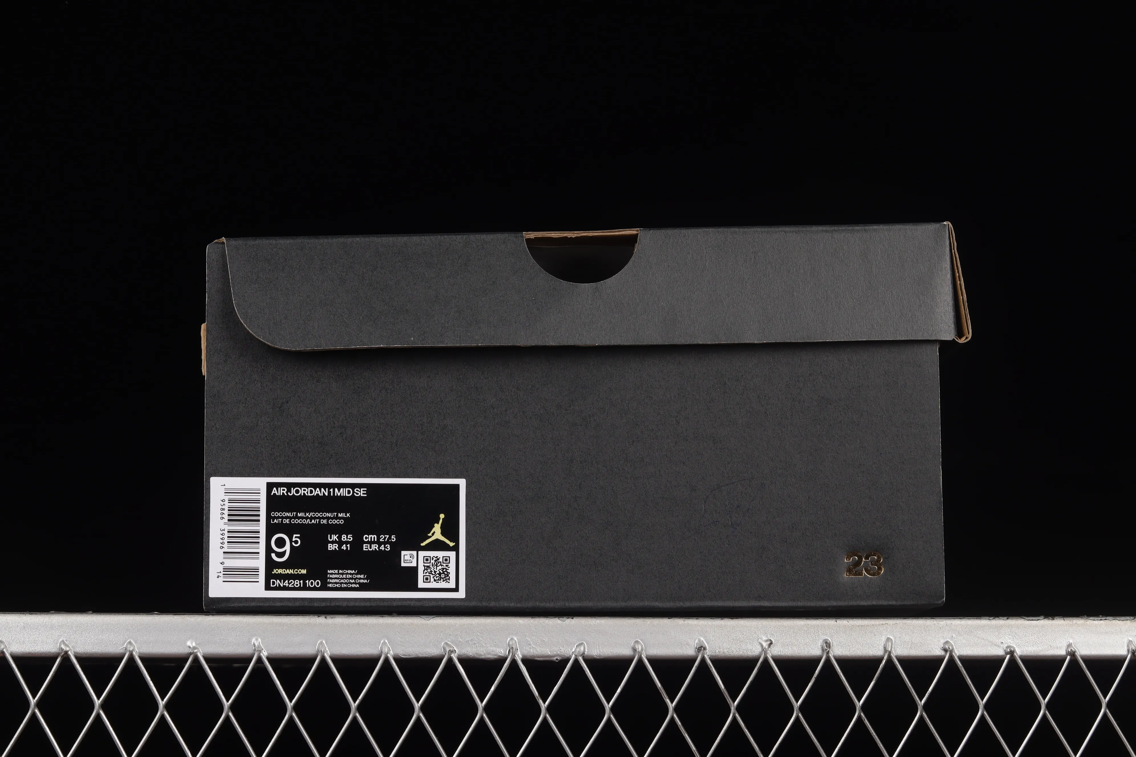 All categories Air Jordan Jordan series basketball shoes Air Jordan 1 Mid G version pure original Air Jordan 1 Mid AJ1 Joe 1 coconut milk color mid-top basketball shoes DN4281-100